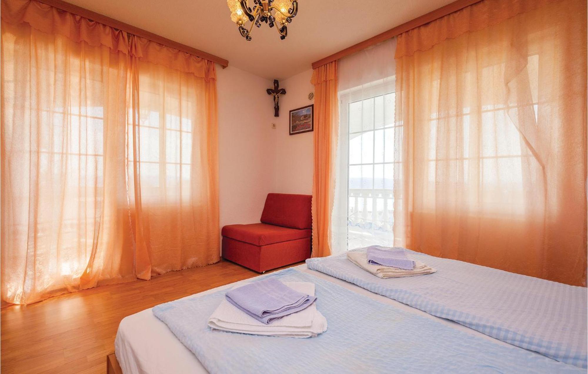 1 Bedroom Cozy Apartment In Crikvenica Exterior photo